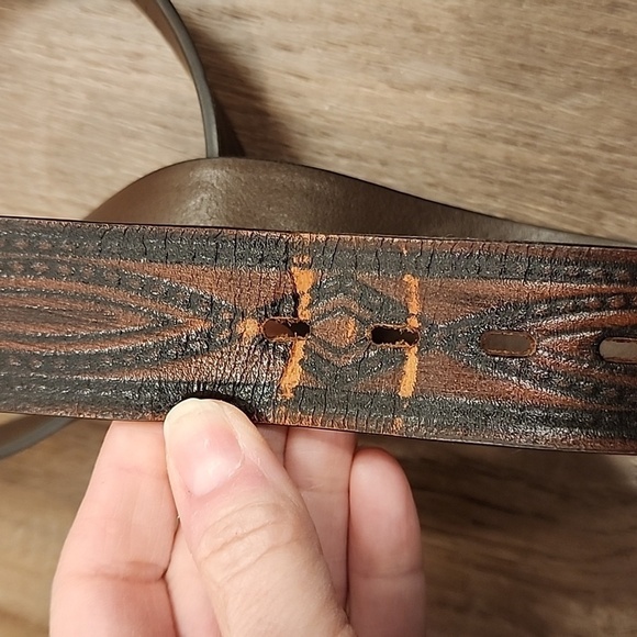 Wrangler Belt Genuine Leather Western Style Removable Buckle Stamped 38 - Picture 3 of 7